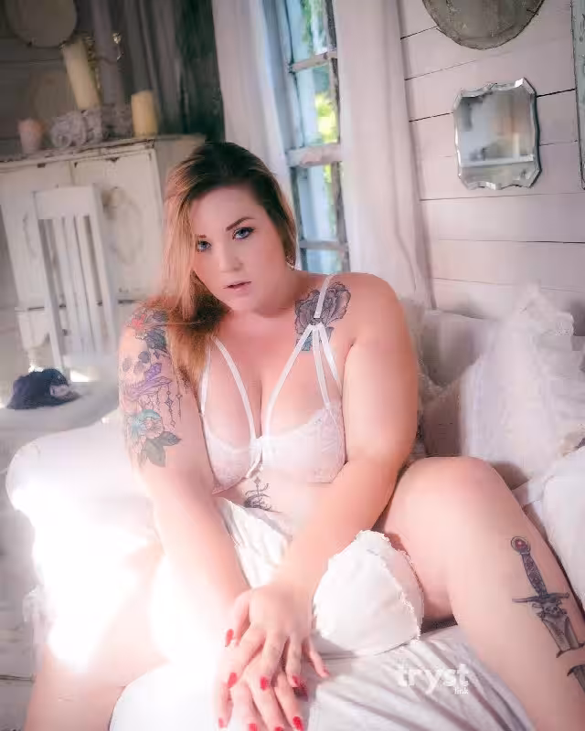 Escort Molly in Atlanta, GA