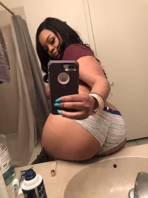 Escort/Massage Shelly / Jessica / Sparkle / Strawberry / Hailey in Berkeley, CA