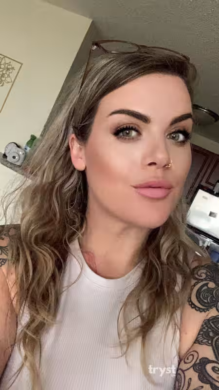 Escort/Massage/S&M Allie Cat in Chicago, IL