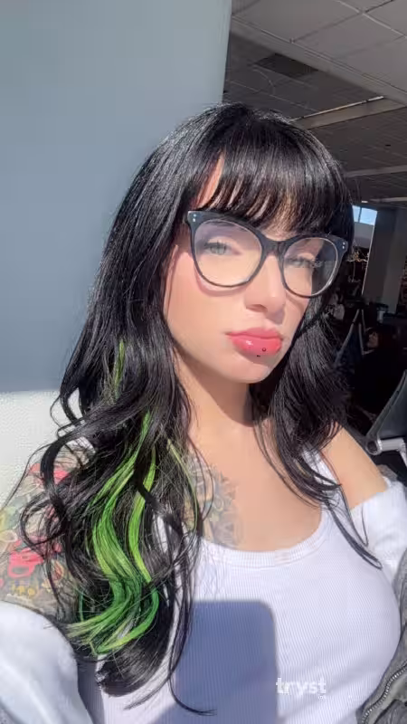 Escort/S&M Scarlet Secrets / Trippirose in Chicago, IL