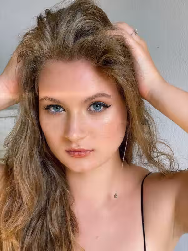 Escort Oliena in Columbus, OH