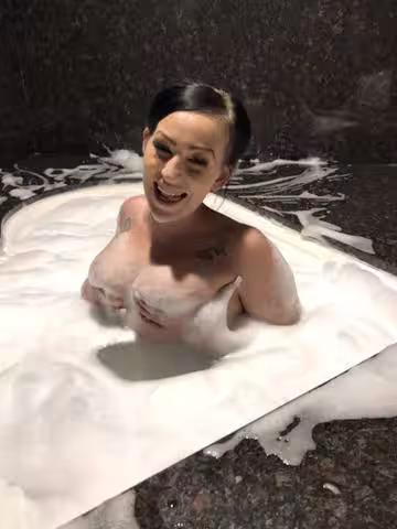 Escort Alexis in Corona, CA