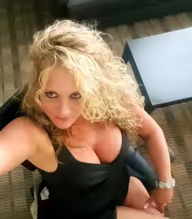 Escort/Massage Candy in Corona, CA