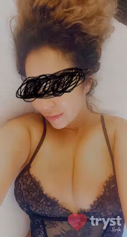 Massage Lana Martinez in Costa Mesa, CA