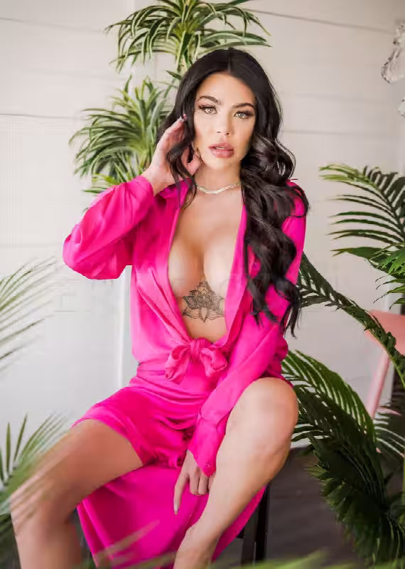 Escort Charlie Raye in Denver, CO