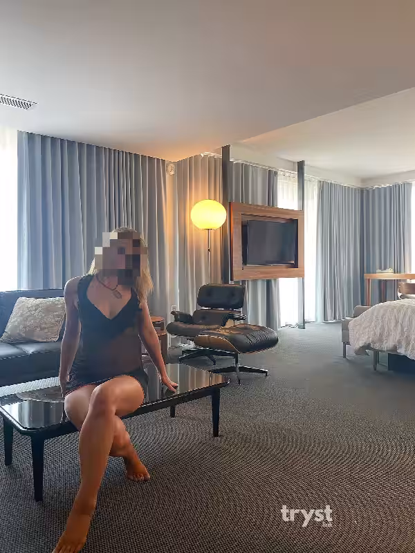 Escort/Massage Monroe Pierce in Denver, CO