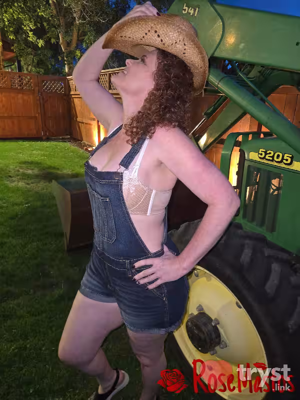 Escort Rose Mastos in Denver, CO