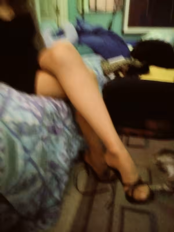 Massage Vivian in Detroit, MI