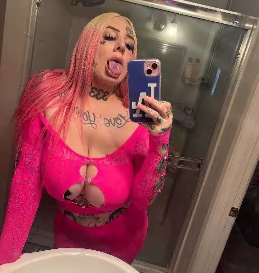 Escort Tori Rose in Fullerton, CA