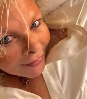 Escort/Massage Diane / Hellcat in Gurnee, IL