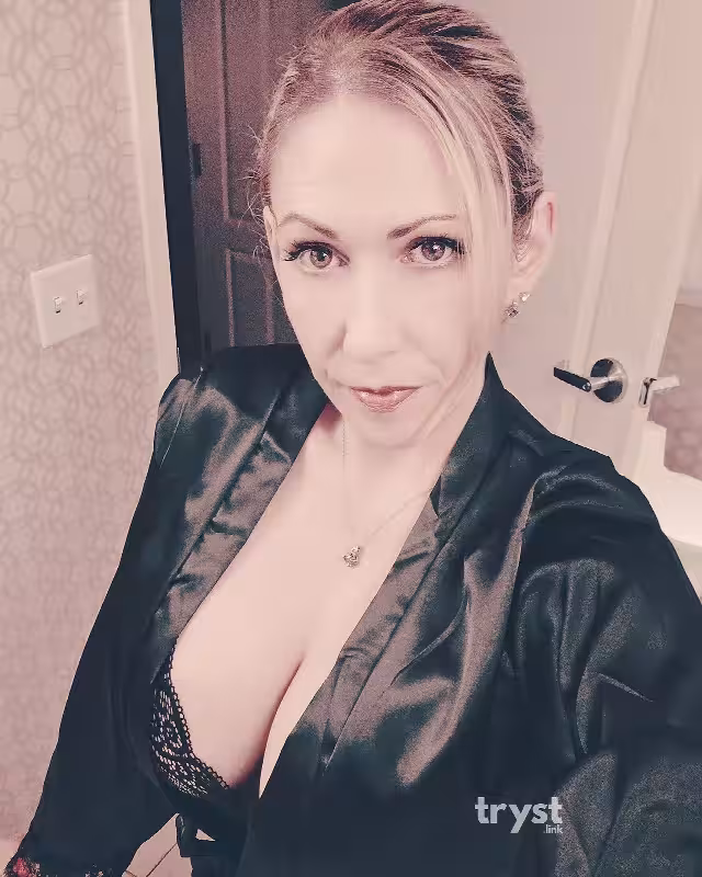 Escort/Massage/S&M Kasey Grant in Hartford, CT