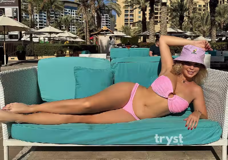 Escort Vlada in Hartford, CT