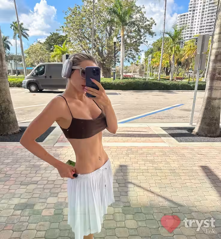 Escort Elsa Jean in Hollywood, FL