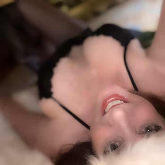 Escort/Massage Megan Riley in Long Beach, CA