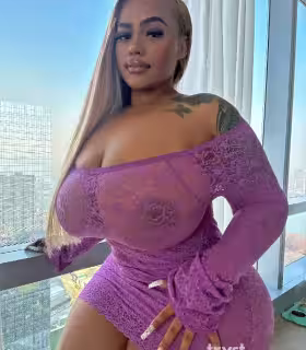 Escort Suzy Marie in Los Angeles, CA