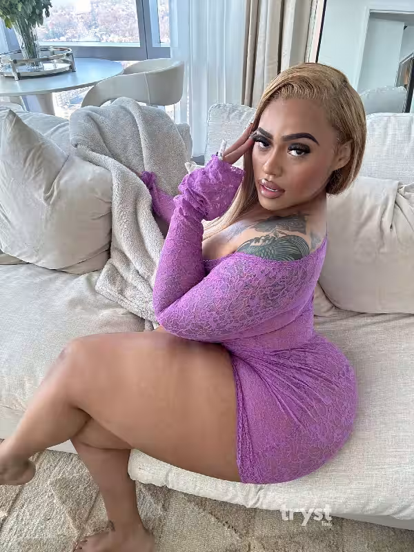 Escort Suzy Marie in Los Angeles, CA