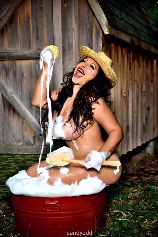 Escort/S&M SandyDDD in Miami, FL