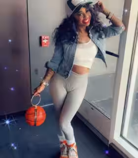 Escort/Massage/S&M Lanette in Milwaukee, WI