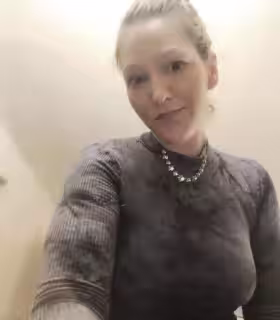 Escort Rayna in Milwaukee, WI