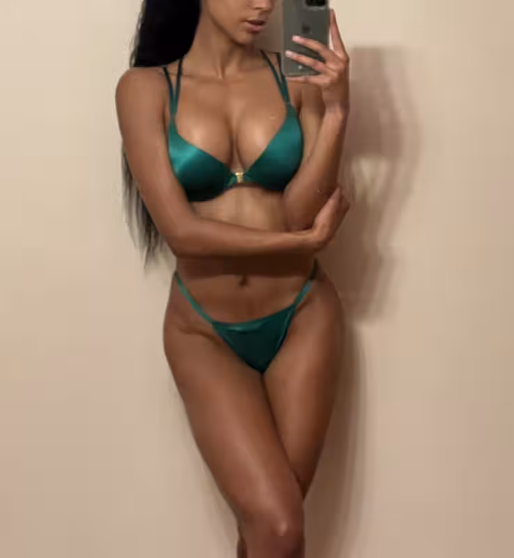 Escort/Massage Naomi Mae in Minneapolis, MN