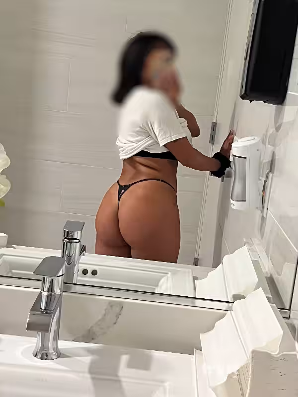 Escort/Massage Soraya in Minneapolis, MN
