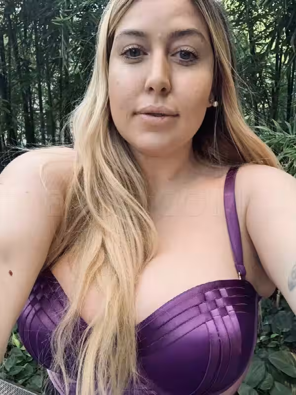 Escort Mona Capone / Bianca Bliss in Minneapolis, MN