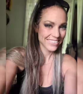 Escort/S&M Elle Tee in Minneapolis, MN