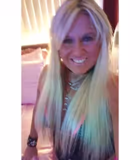 Escort Queeny Luv and Chennin Blanc in Nashua, NH