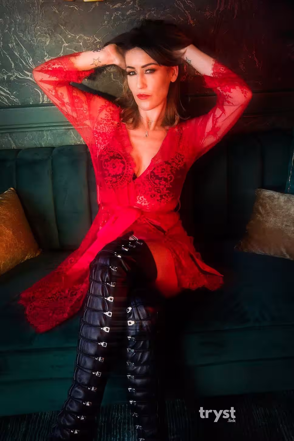 Massage/S&M Chloe Snow in New York City - Manhattan, NY