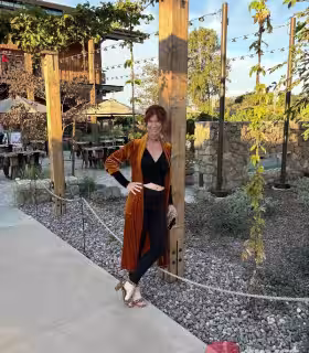 Massage Juliana McLovitt in Oceanside, CA