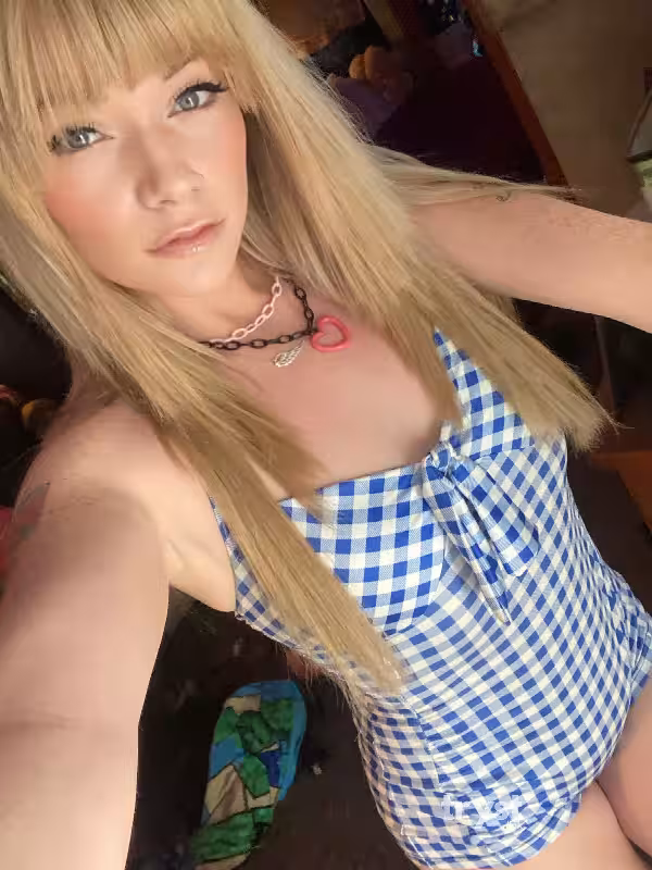 Escort Kara in Pensacola, FL