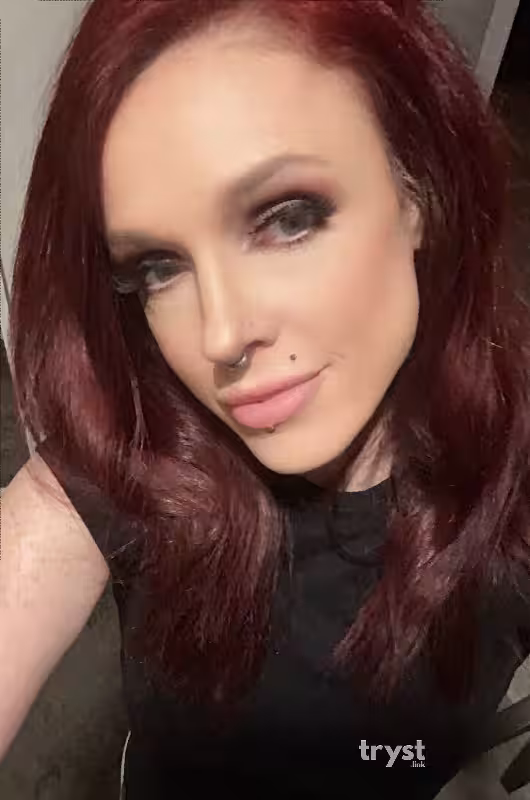 Escort/Massage Kacie Kennedy / Hot little Redhead in Phoenix, AZ