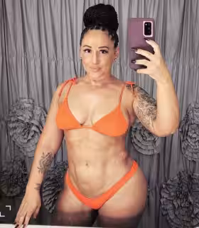 Massage Renee Hartz in Phoenix, AZ