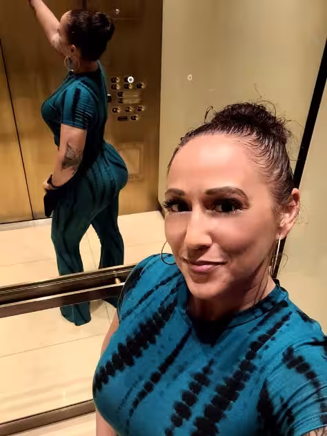 Massage Renee Hartz in Phoenix, AZ