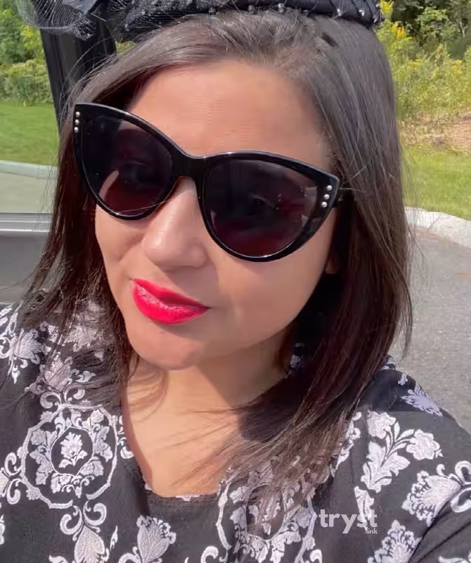 Escort Busty Baby Girl in Secaucus, NJ