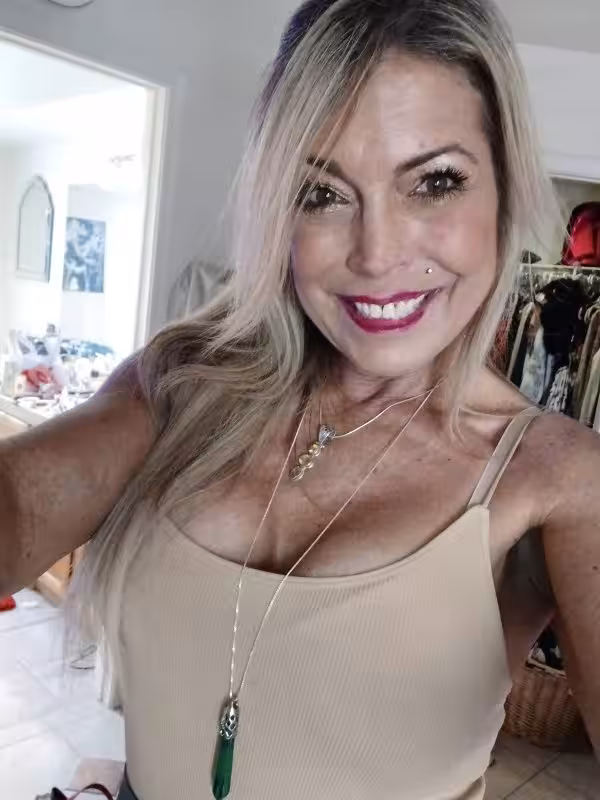 Escort Bobbi Brooks in Henderson, NV