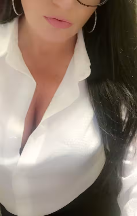 Escort UTR Rose in Sunnyvale, CA