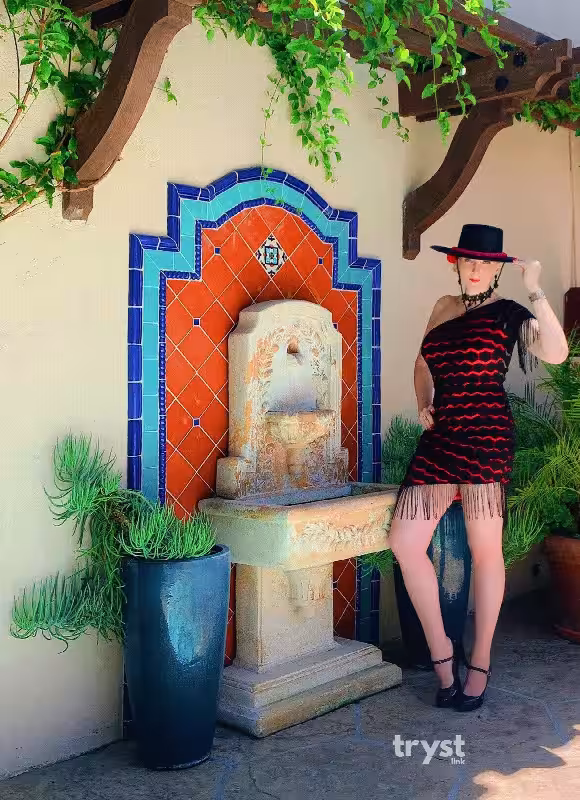 Escort Claire Carraway in Tampa, FL