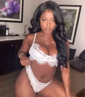 Escort/Massage Nevaeh / Vae in Toledo, OH