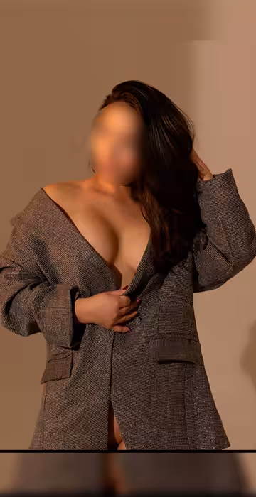 Escort Lauren in Tysons Corner, VA