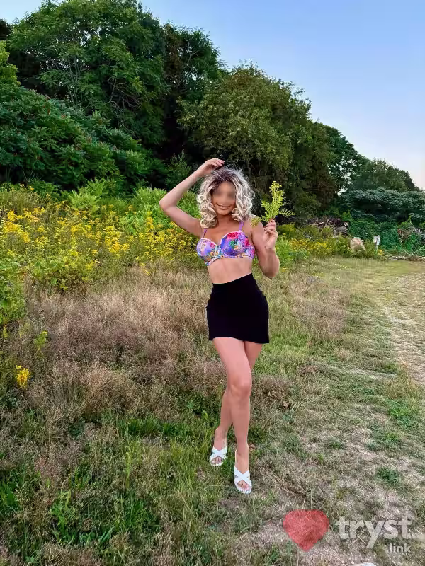 Escort Barbara Costa in Waltham, MA