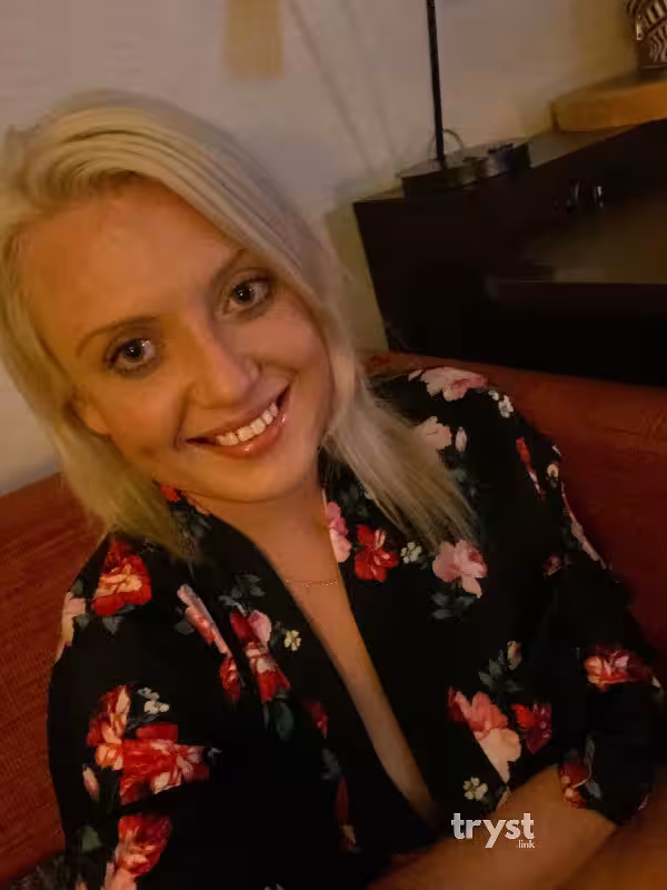 Escort/S&M Raquel De Milo / Cassie Blossom in Washington, D.C., DC