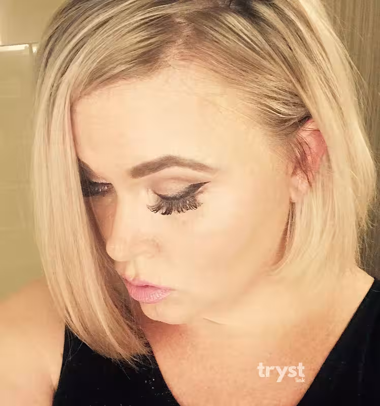 Escort/Massage Mackenzie Rose in Woodland Hills, CA