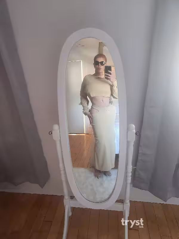 Escort Sloane Bardot / Charlie Fox / Penley Duke in Worcester, MA